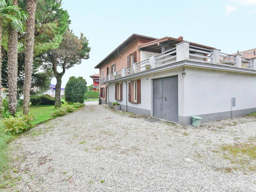 Villa a Oggiono in Strada Privata del Molinatto - Foto 2