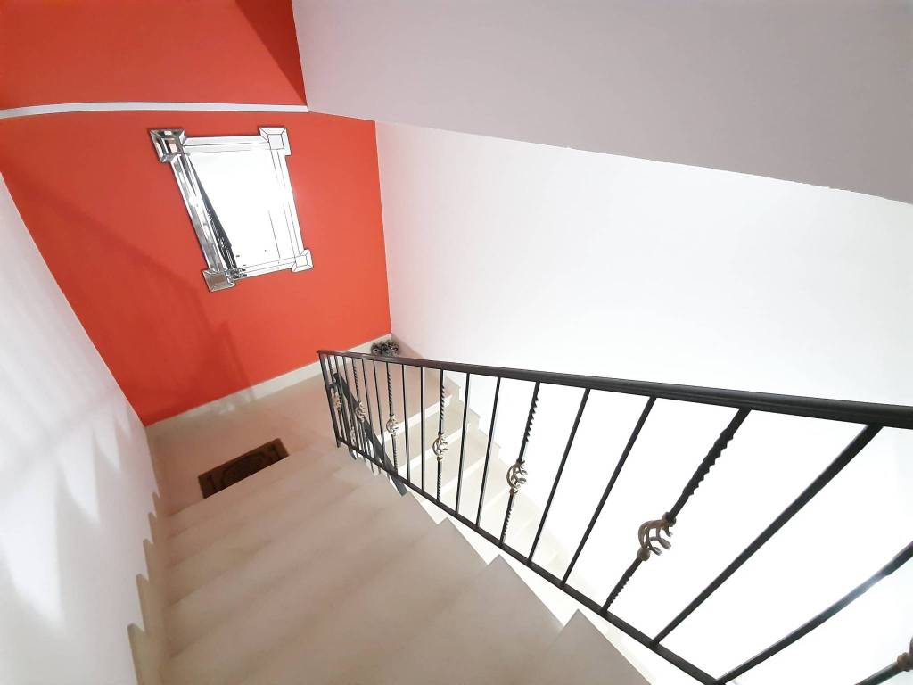 Appartamento a Lamezia terme in Via Francesco Cilea - Foto 2