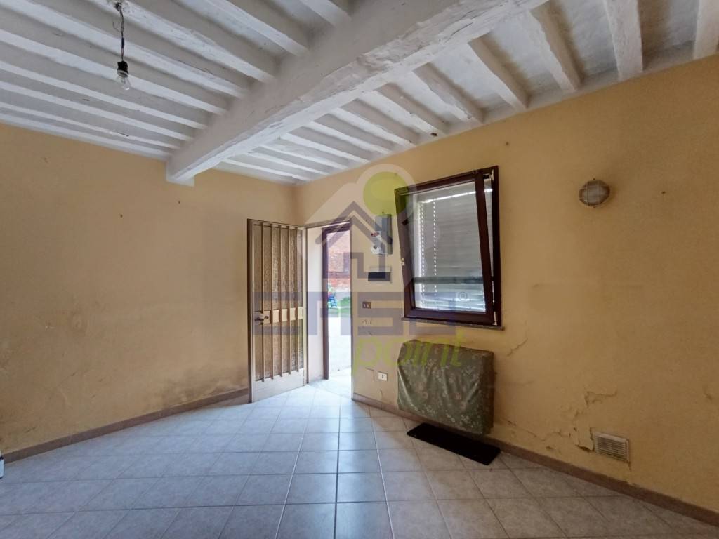 Casa indipendente a Torricella del pizzo in via roma 56 - Foto 3