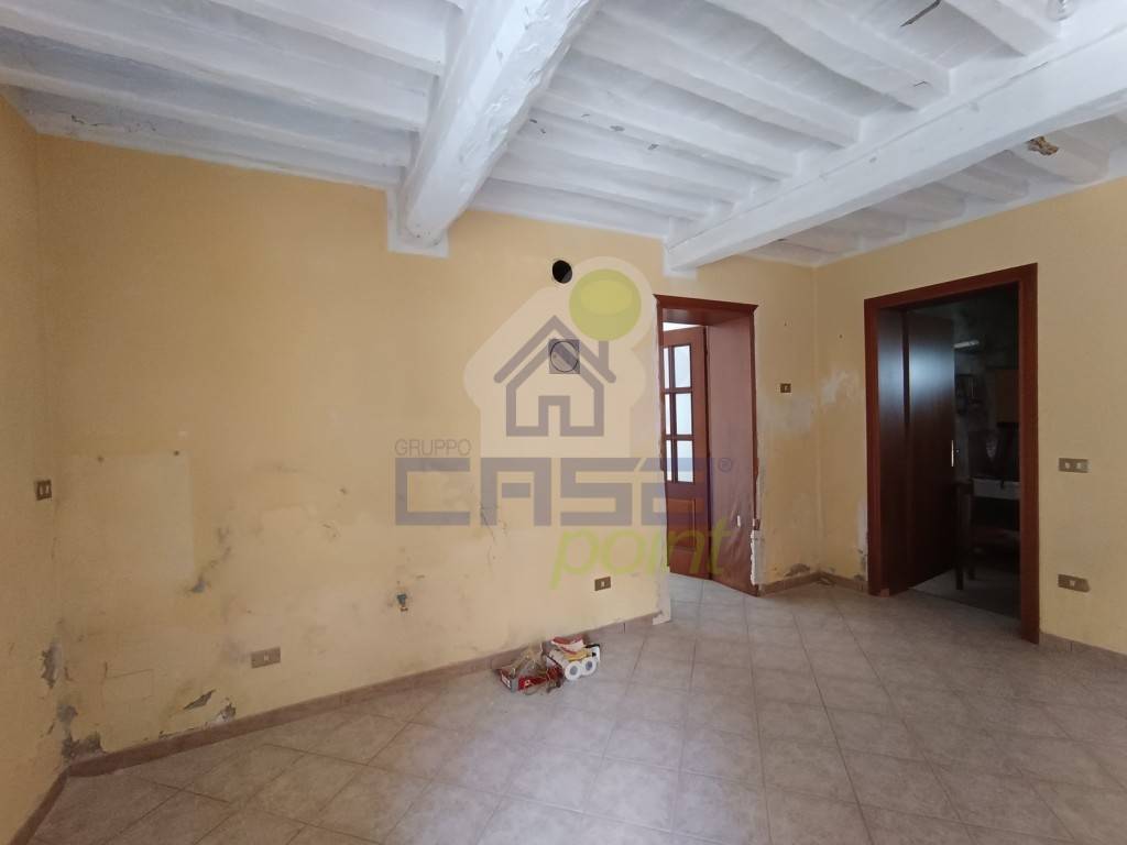 Casa indipendente a Torricella del pizzo in via roma 56 - Foto 4