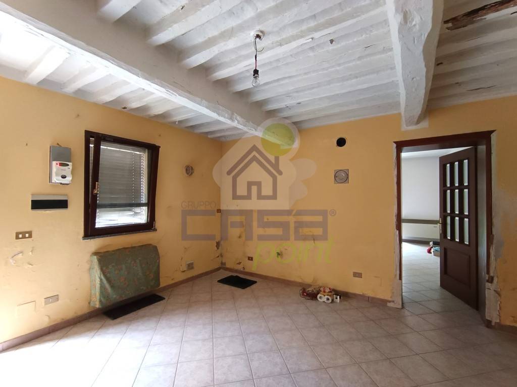 Casa indipendente a Torricella del pizzo in via roma 56 - Foto 5