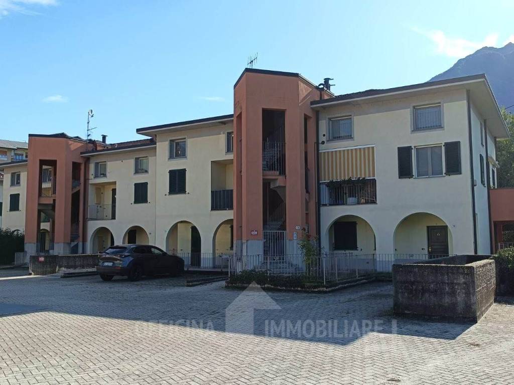 Box / garage a Colico in Via Nazionale - Foto 3