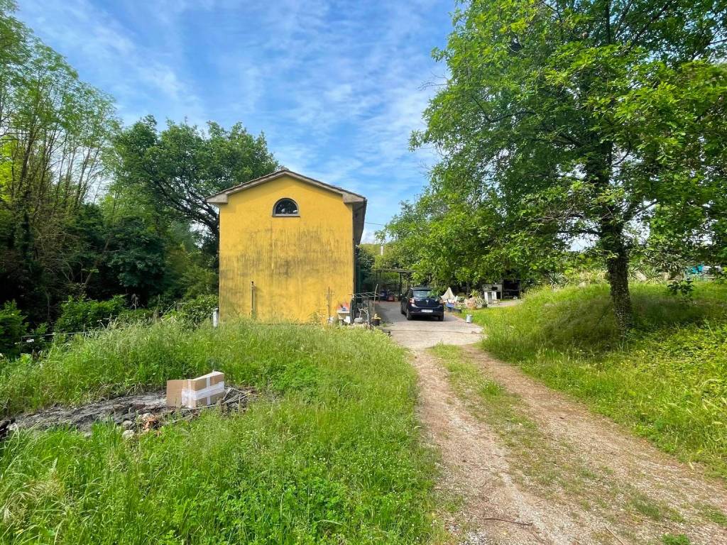 Rustico / casale a Monsummano terme in Via dei Bronzoli, 336 - Foto 5