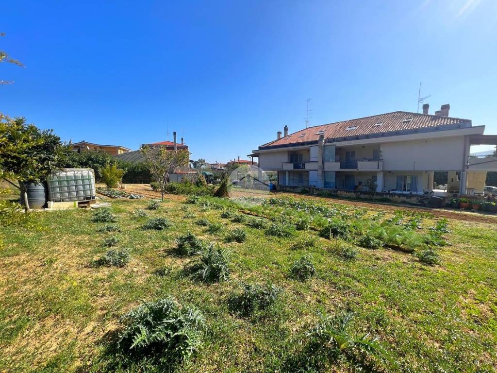 Terreno a San benedetto del tronto in Via Moncalieri - Foto 3
