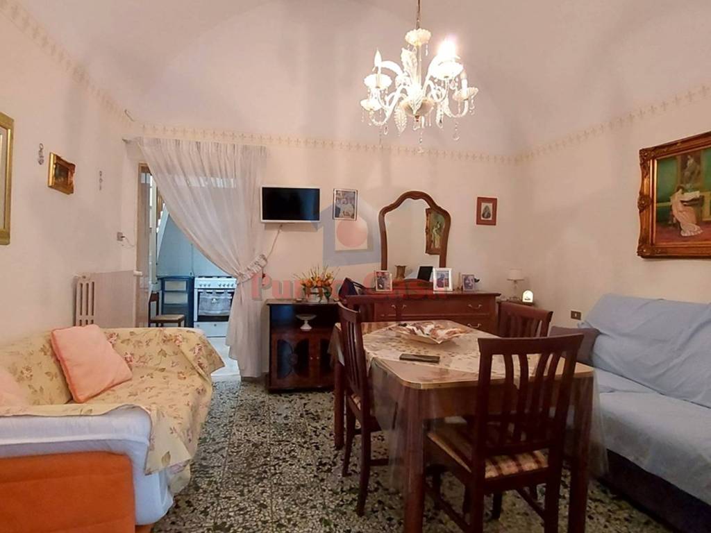Casa indipendente a Andria in Via Romagna, 41 - Foto 2