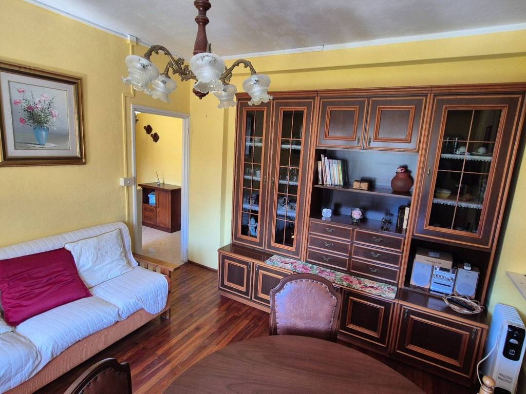 Appartamento a Varallo in Via Brigata Giuseppe Garibaldi - Foto 2