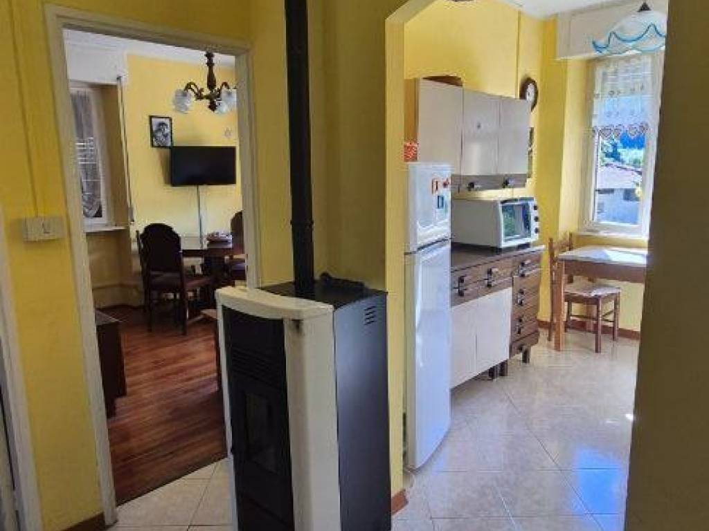 Appartamento a Varallo in Via Brigata Giuseppe Garibaldi - Foto 3