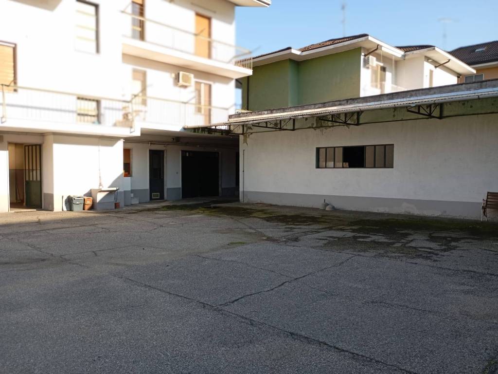 Villa a Vercelli in Via Caduti nei Lager, 47 - Foto 2
