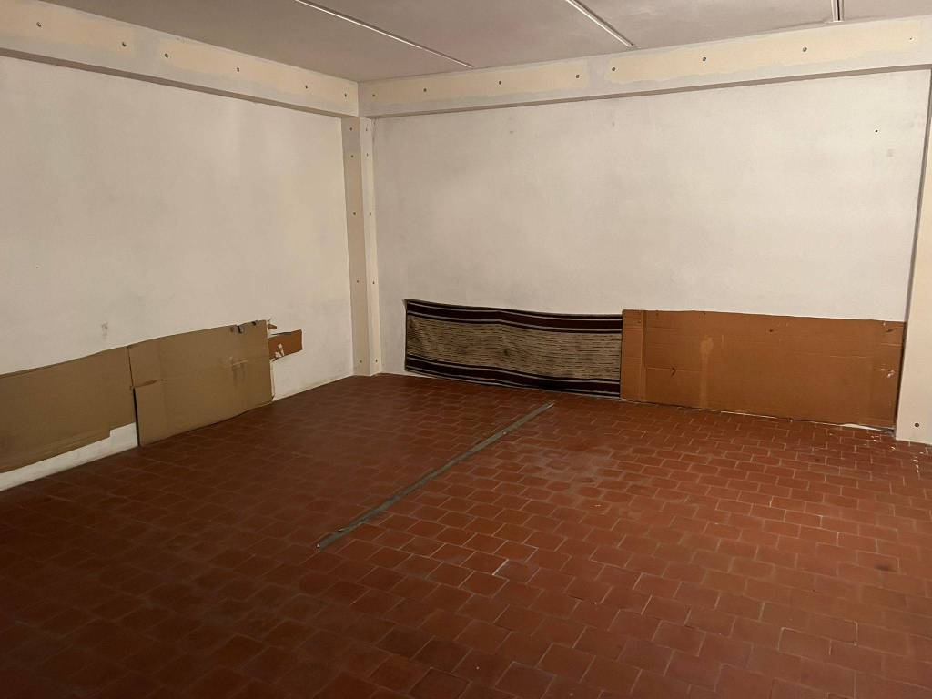 Box / garage a Borghetto santo spirito in Via Michelangelo, 11 - Foto 5
