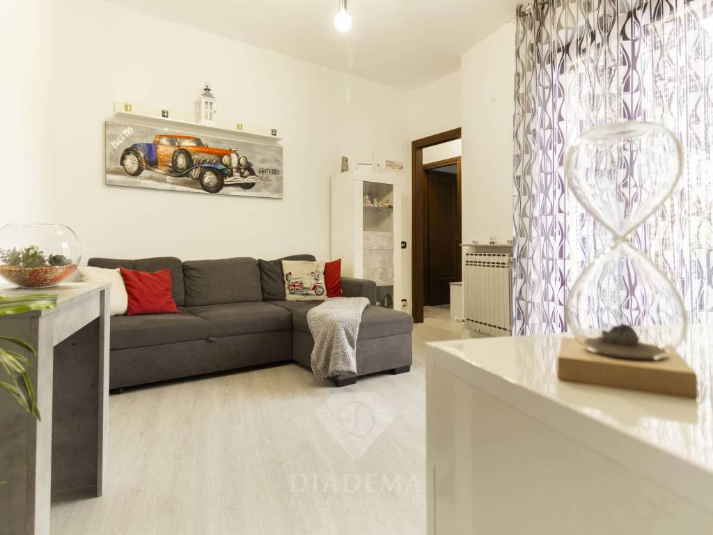 Casa indipendente a Albizzate in Via Magenta, 4 - Foto 2