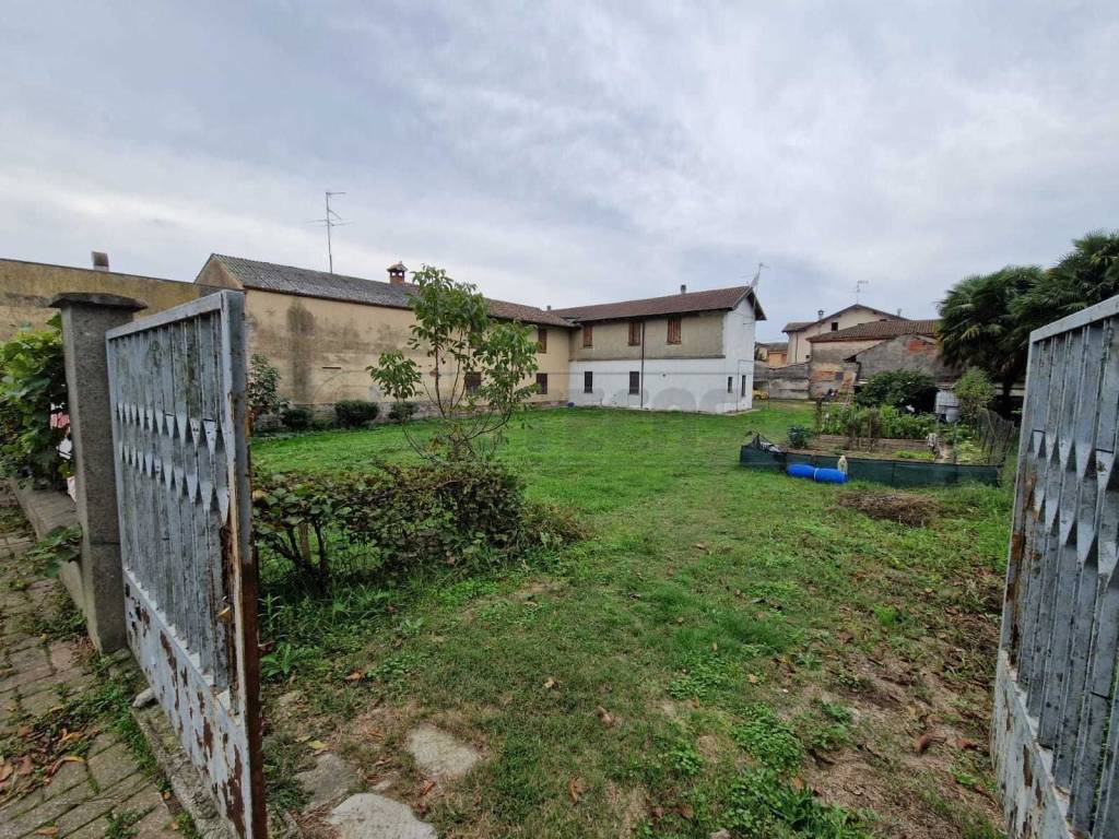 Terreno a Acquanegra cremonese in Viale Europa - Foto 2