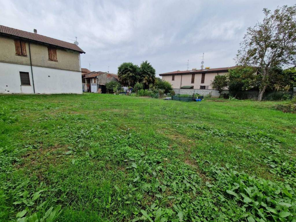 Terreno a Acquanegra cremonese in Viale Europa - Foto 3