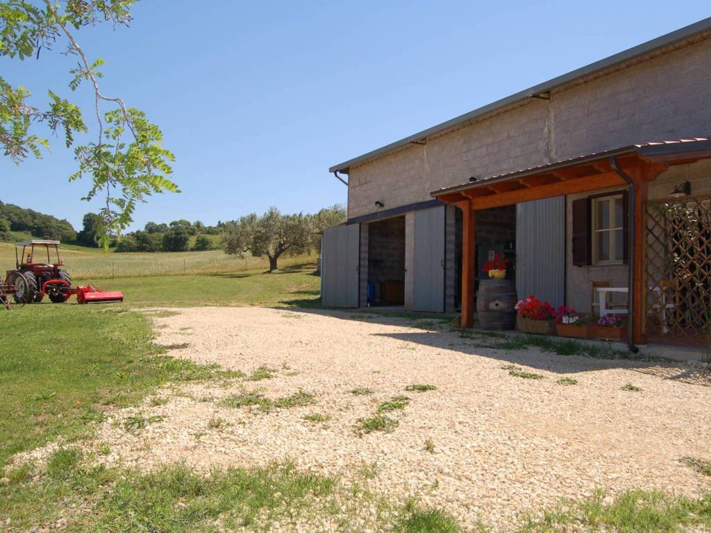 Rustico / casale a Tuscania in Strada Provinciale del Marta Montebello - Foto 3