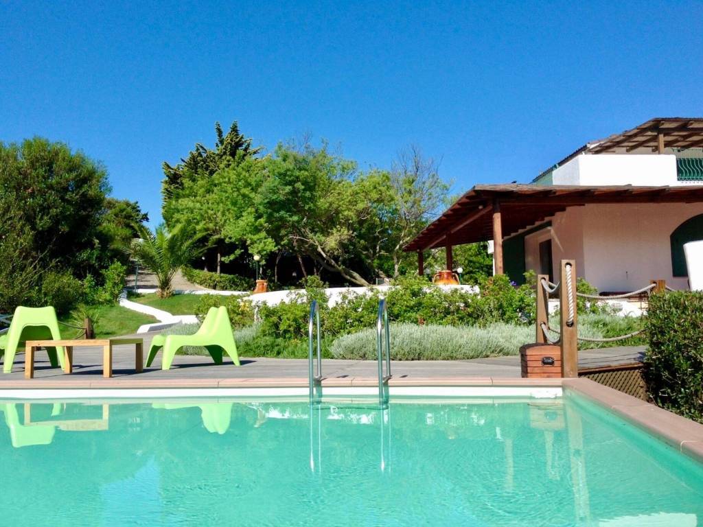 Villa a Sabaudia in Strada Lungomare Pontino, 14487 - Foto 2