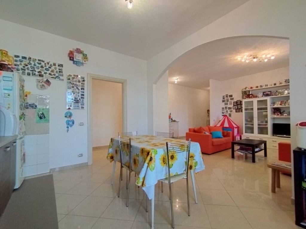 Appartamento a Quarrata in Via Corrado da Montemagno - Foto 2