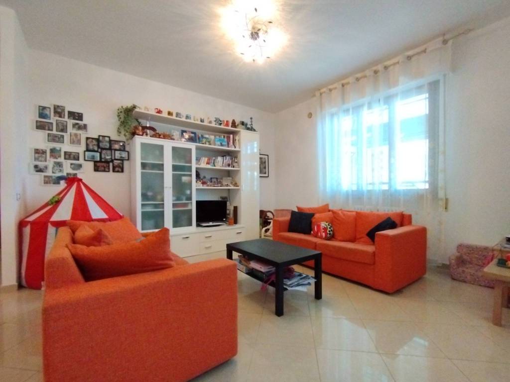 Appartamento a Quarrata in Via Corrado da Montemagno - Foto 3