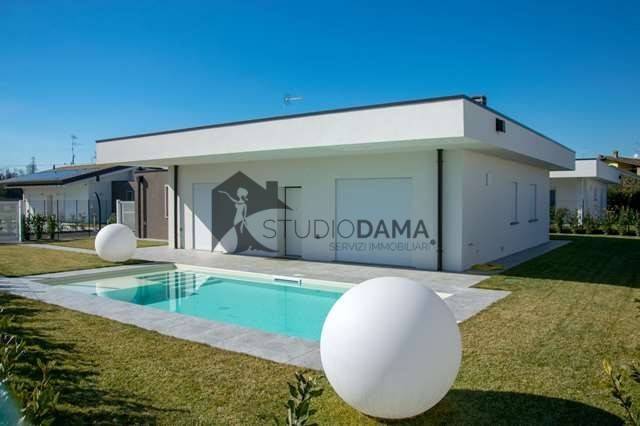 Villa a Puegnago sul garda in piazza Ugo Foscolo, 1 - Foto 2