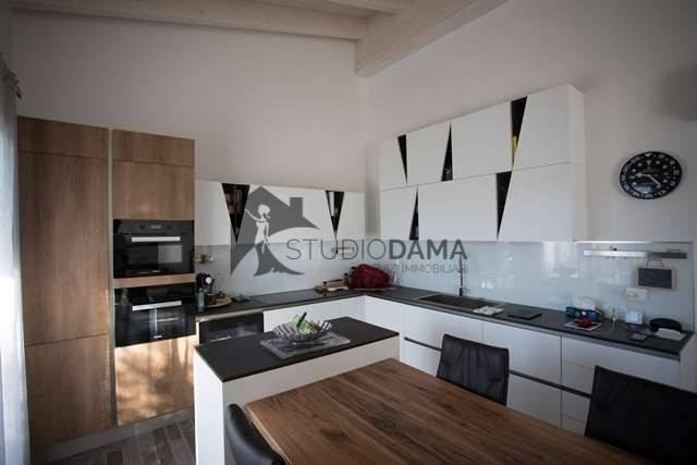 Villa a Puegnago sul garda in piazza Ugo Foscolo, 1 - Foto 3