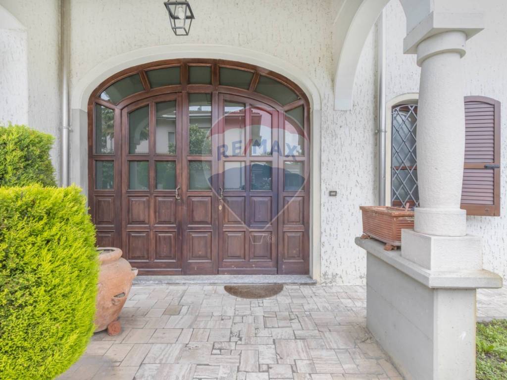 Villa a Viadana in Via Tamagni, 32 - Foto 2