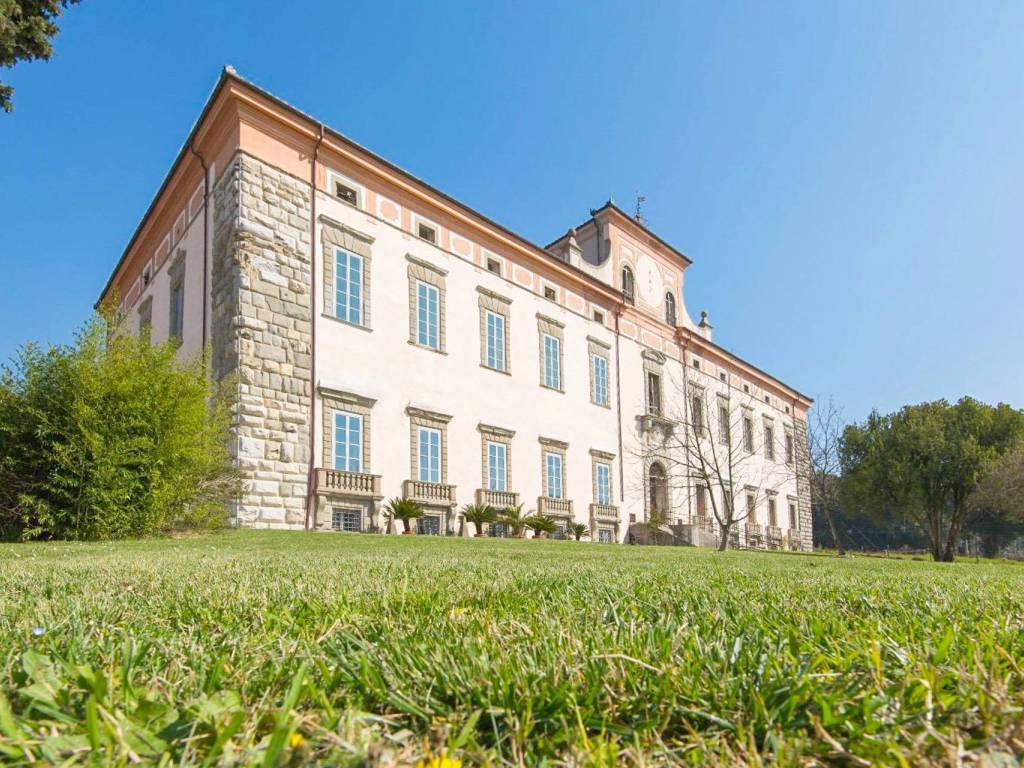 Villa a Montemurlo in Via Baronese, 46 - Foto 2
