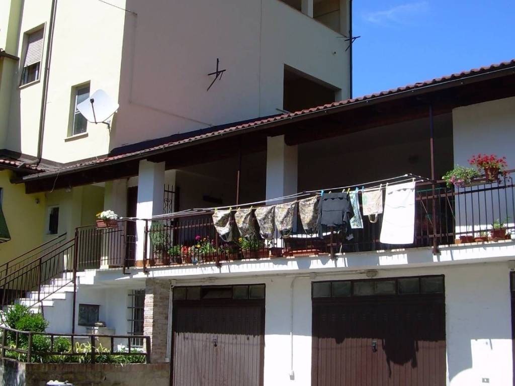 Appartamento a Casaleggio boiro in Via Roma, 16 - Foto 2