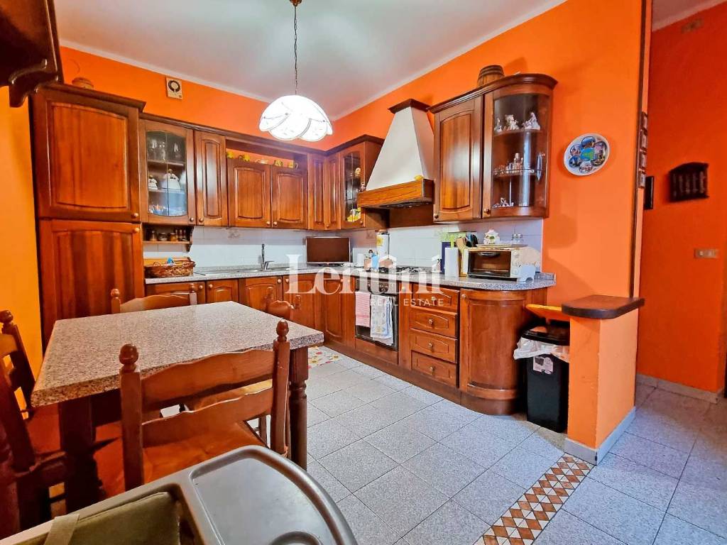 Appartamento a Casale monferrato in Via Giuseppe Garibaldi, 22 - Foto 4