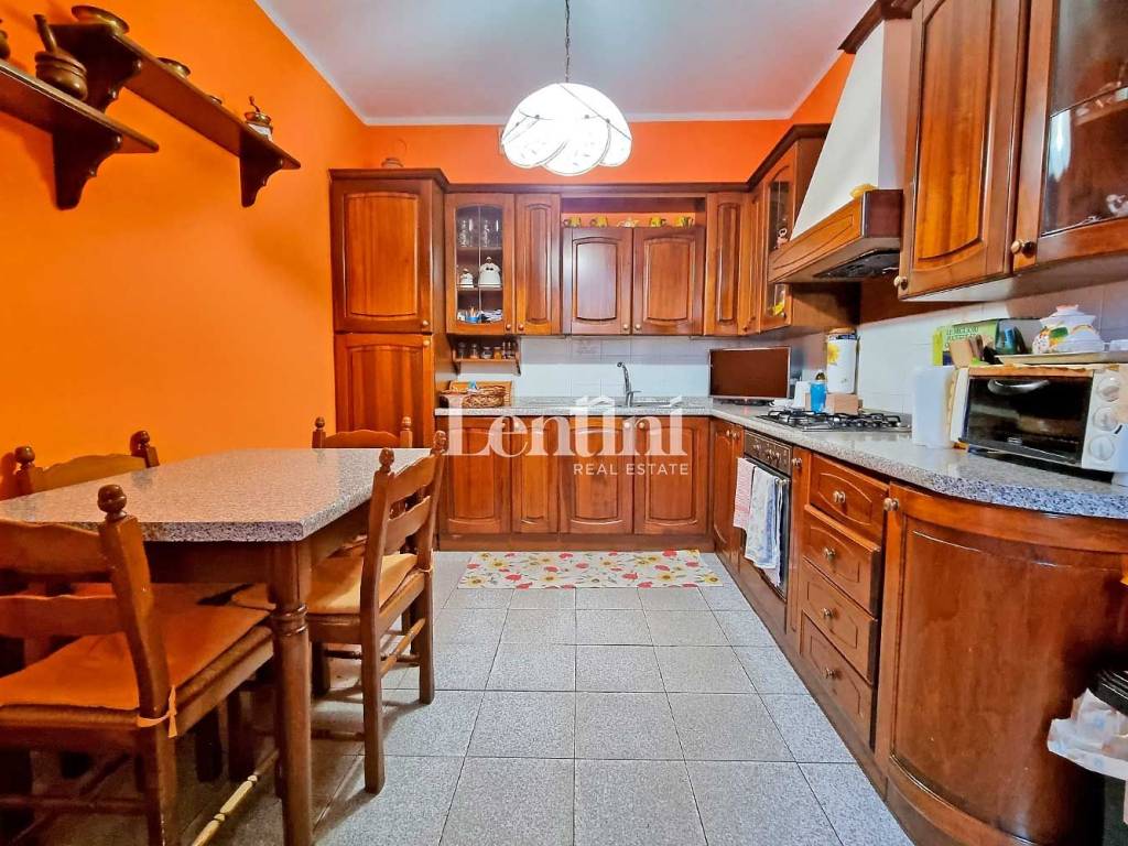 Appartamento a Casale monferrato in Via Giuseppe Garibaldi, 22 - Foto 5