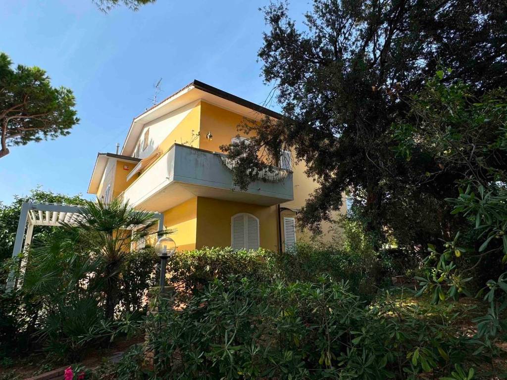 Appartamento a Rosignano marittimo in Via Generale Orlando Lorenzini, 21 - Foto 3