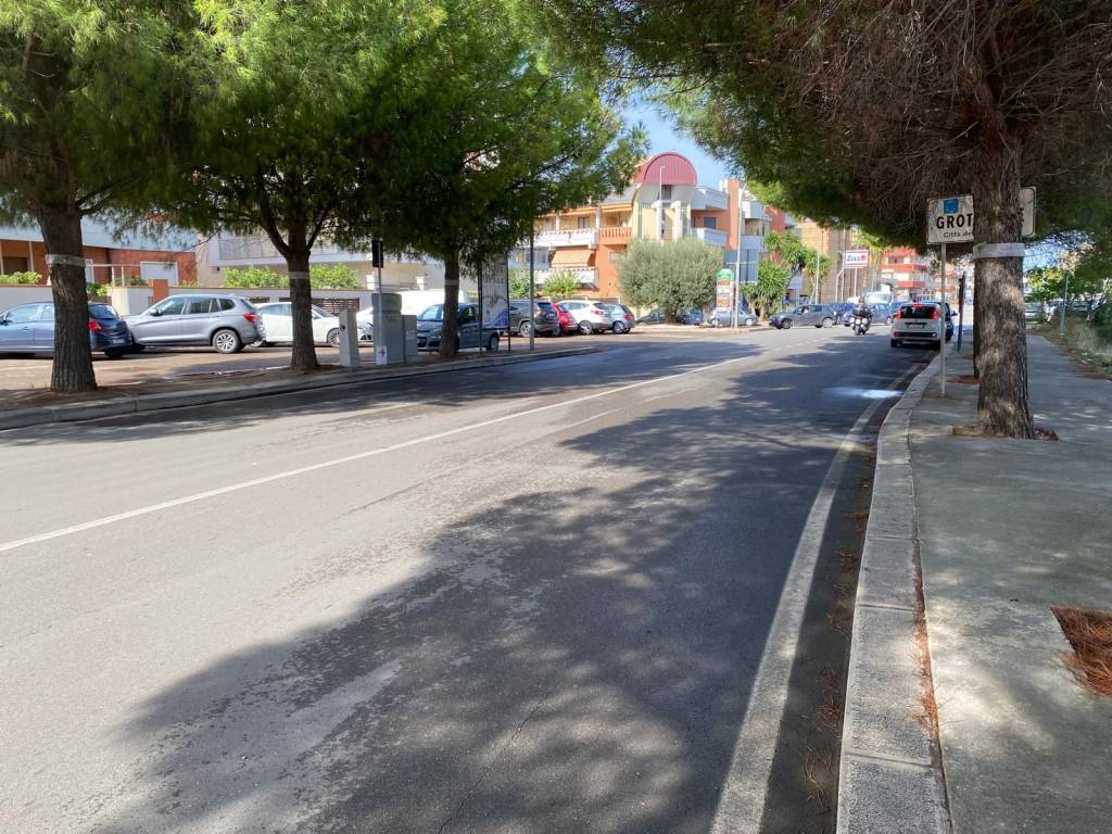 Terreno a Grottaglie in Strada Comunale Paparazio - Foto 2