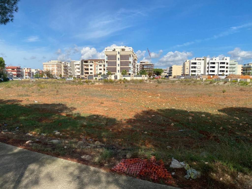 Terreno a Grottaglie in Strada Comunale Paparazio - Foto 5