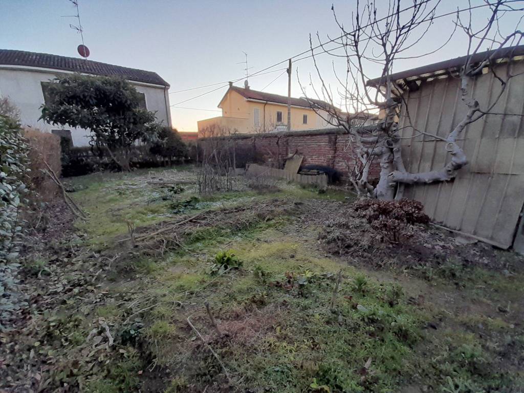 Villa a Vespolate in Via Cesare Battisti, 19 - Foto 2