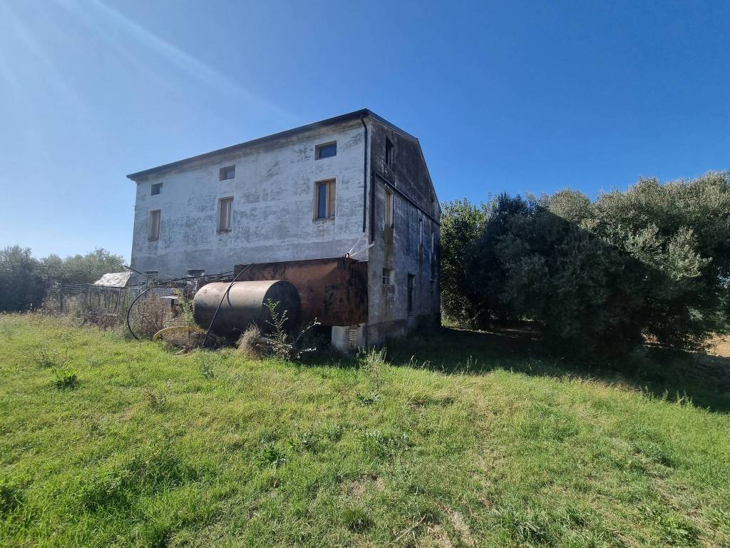 Rustico / casale a Corridonia in Contrada Piedicolle - Foto 2