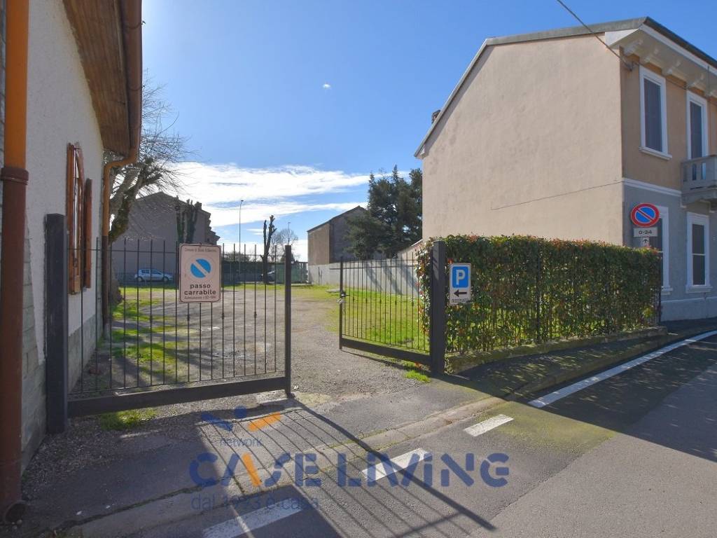 Casa indipendente a Zibido san giacomo in Via Dante Alighieri, 1 - Foto 2