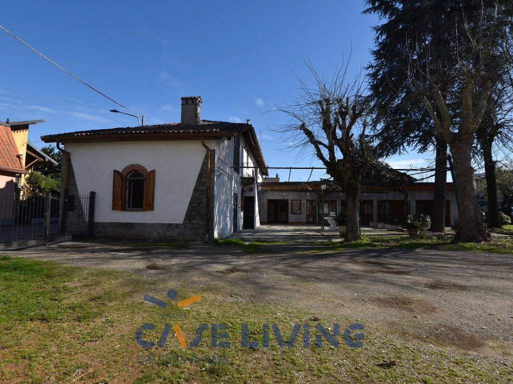 Casa indipendente a Zibido san giacomo in Via Dante Alighieri, 1 - Foto 3