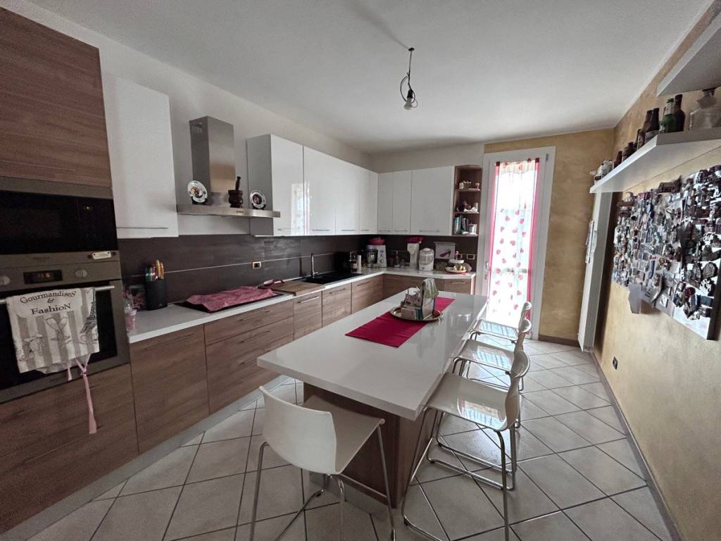 Villa a Scaldasole in Via 1 Maggio, 12 - Foto 5