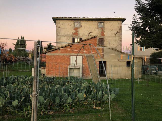 Rustico / casale a Sansepolcro in Via Enrico Berlinguer, 450 - Foto 2