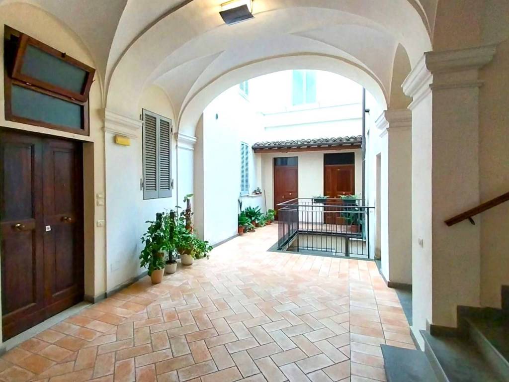 Appartamento a Foligno in Piazza San Domenico - Foto 5