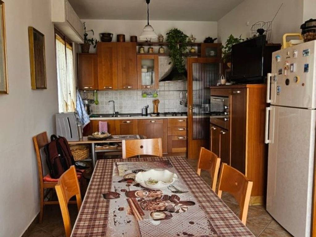 Palazzo / stabile a Teramo in Località Saccoccia, 17 - Foto 5