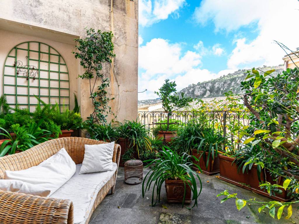 Casa indipendente a Modica in Via Carlo Pisacane, 32 - Foto 2