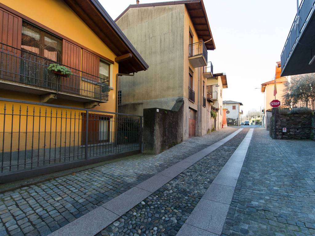 Casa indipendente a Massino visconti - Foto 4