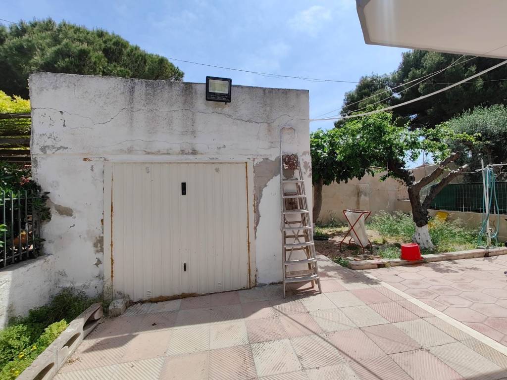 Villa a Taranto in Via Ghiozzi, 9 - Foto 4