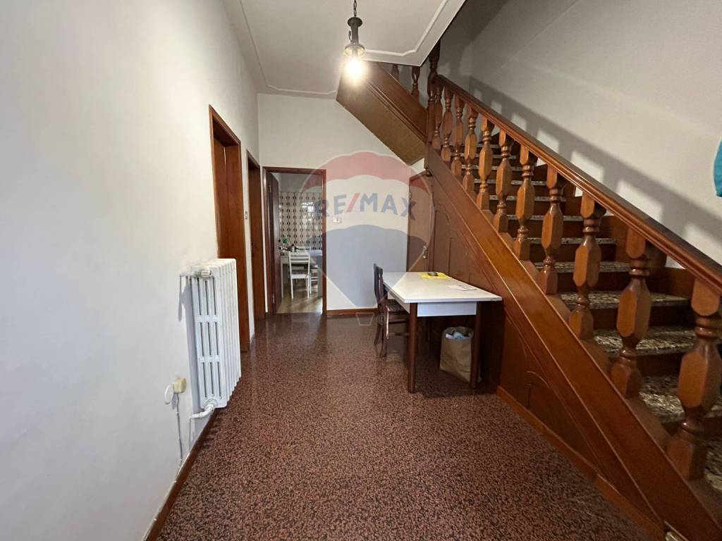 Casa indipendente a Ferrara in Via Gaetano Pesci, 71 - Foto 2