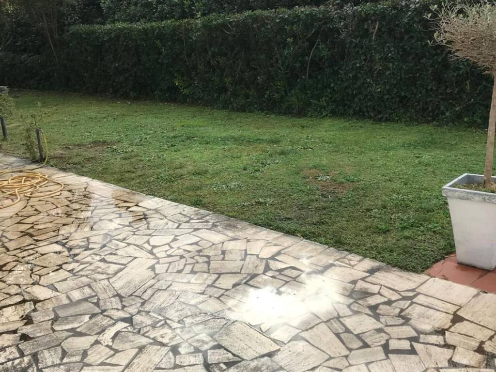 Villa a Sabaudia in Via Lussemburgo, 8 - Foto 2