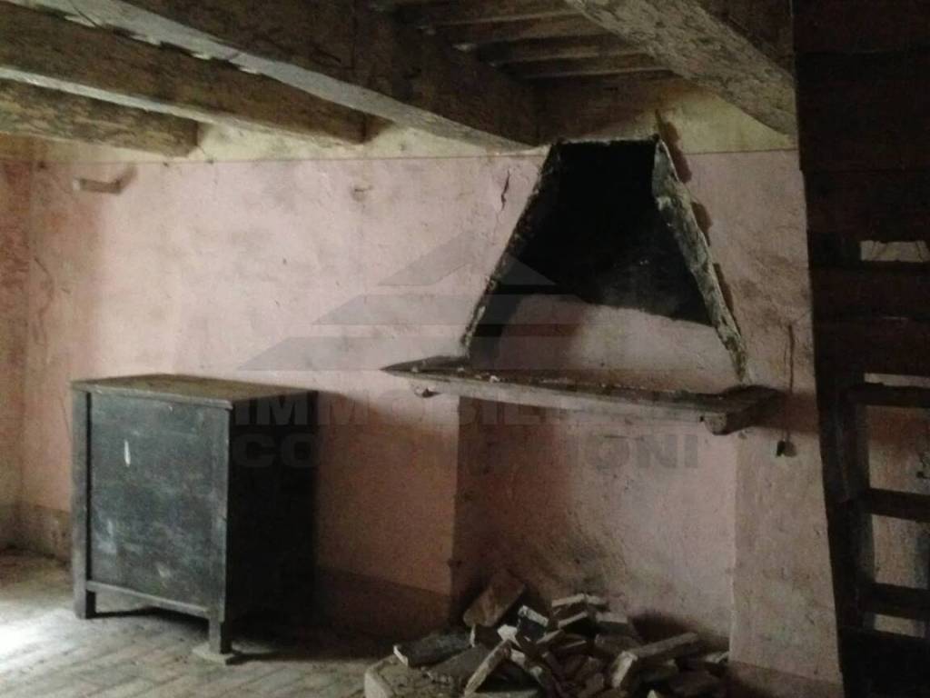 Rustico / casale a Semproniano in Piazza Del Popolo - Foto 4