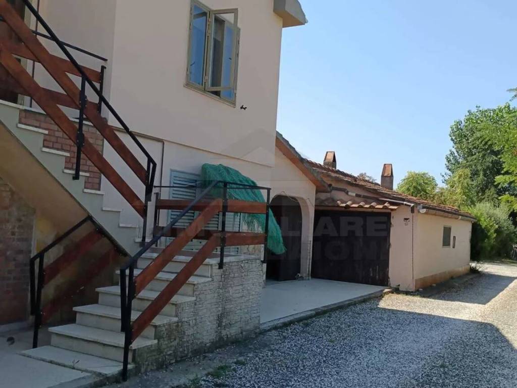 Villa a Cecina in Via Pisana Livornese, 55 - Foto 4