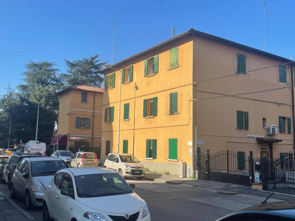 Appartamento a Bologna in Via Alceste De Ambris, 13 - Foto 2