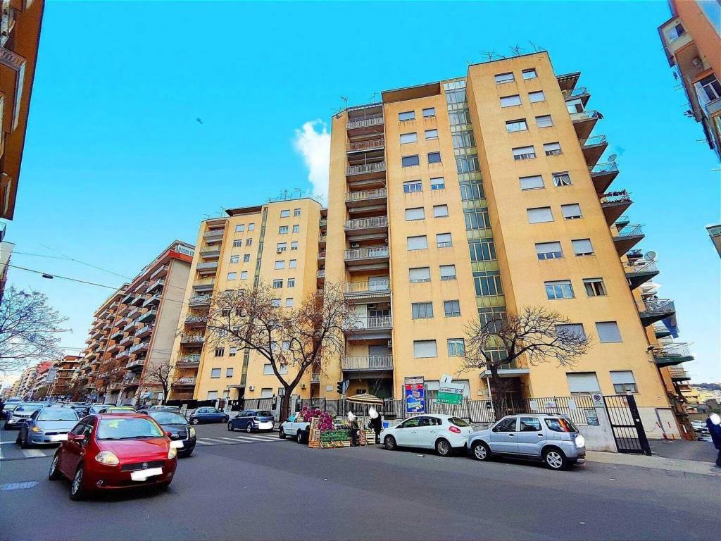 Appartamento a Catania in Viale Mario Rapisardi - Foto 2
