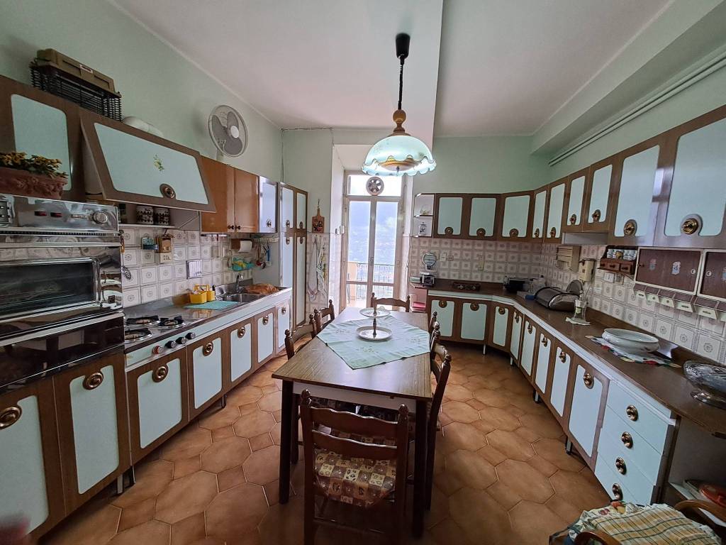 Casa indipendente a Alatri in Via della Trinità, 35 - Foto 2