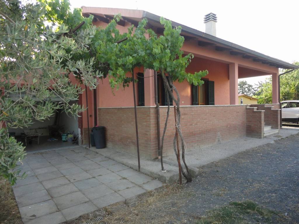Villa a Grosseto in Strada Provinciale delle Collacchie - Foto 3