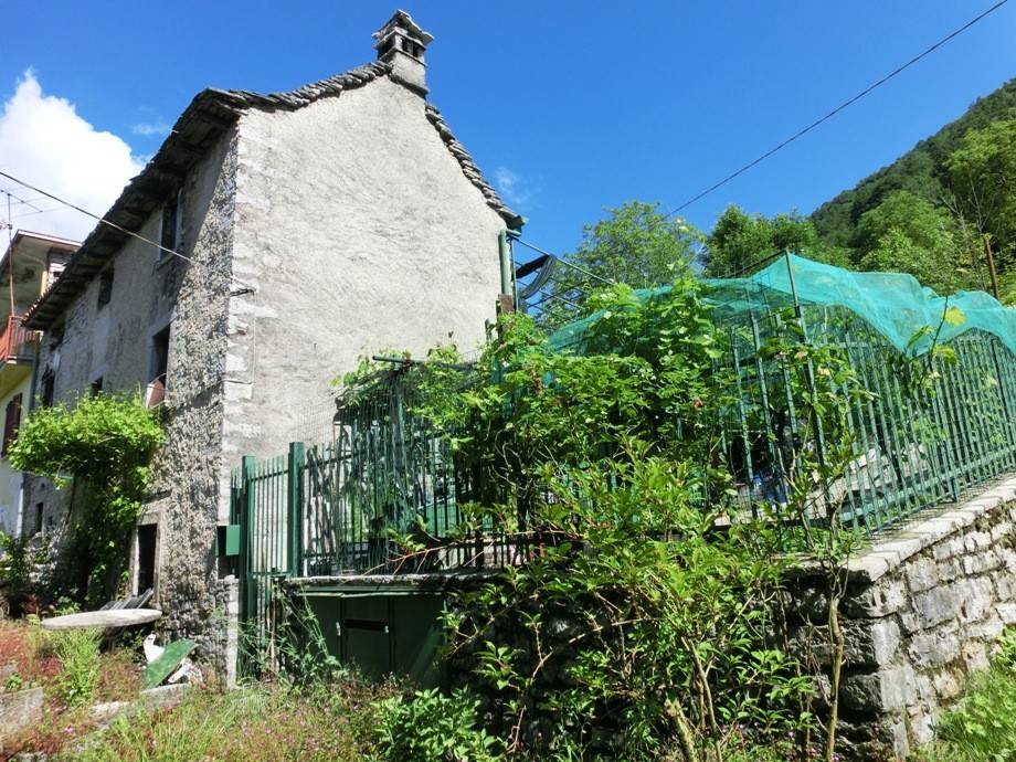 Casa indipendente a Locatello in Via Passeggiata dei Francesi - Foto 4
